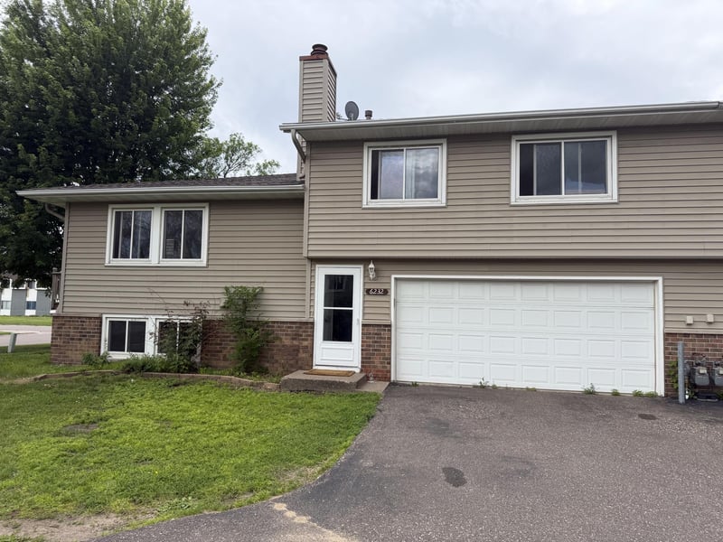 6232 64th Ave N, Brooklyn Park, MN 55429