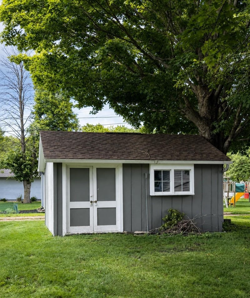 328 Park St, Sherburn, MN 56171