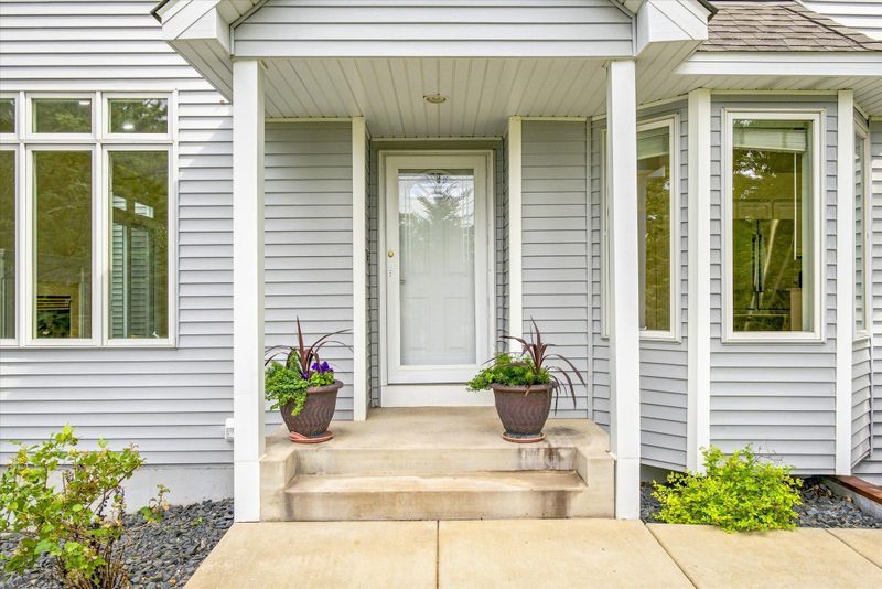 10970 Kiawah Dr, Eden Prairie, MN 55344