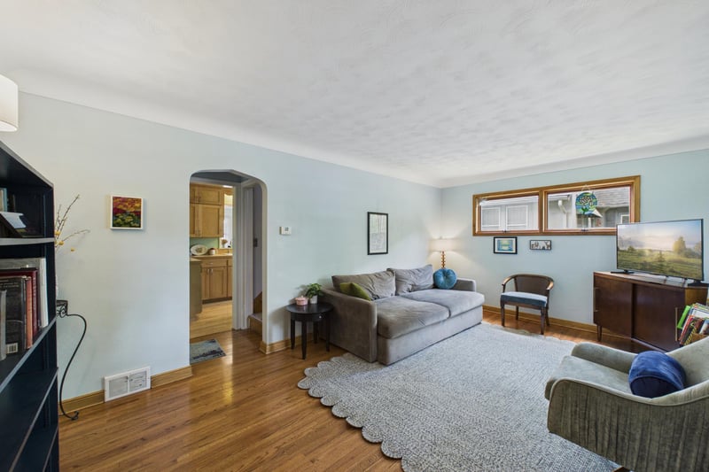 776 Como Ave, Saint Paul, MN 55103