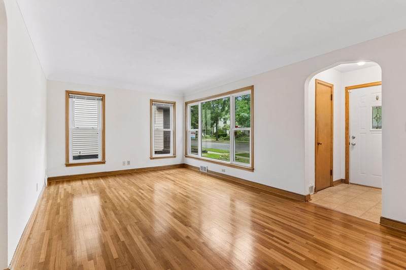 840 Armstrong Ave, Saint Paul, MN 55102