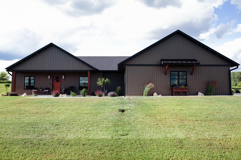 390 Badger Ave, Mondovi, WI 54755