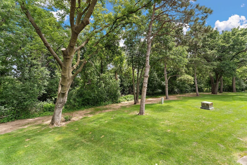 12131 Drake St NW, Coon Rapids, MN 55448