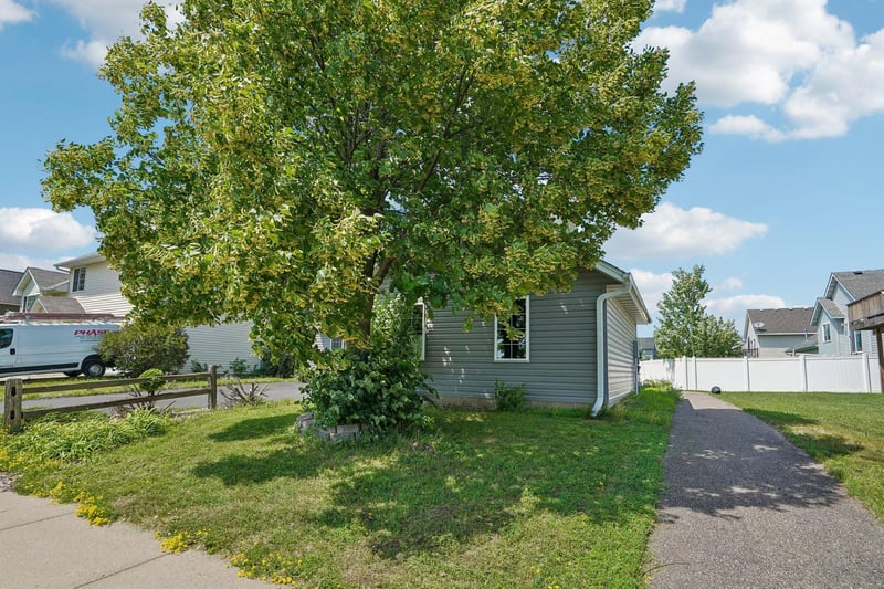 1113 Hickory St, Farmington, MN 55024