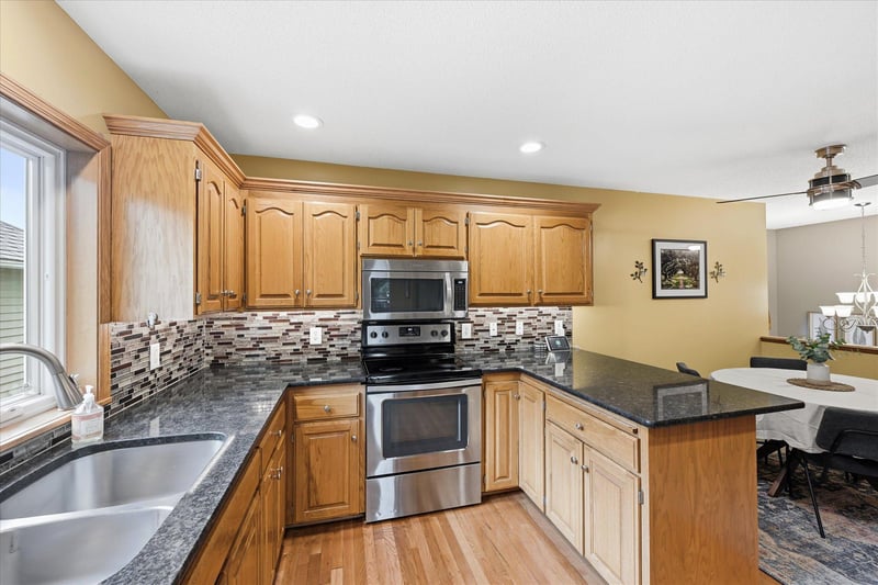 4658 Wildwood St, Eagan, MN 55122
