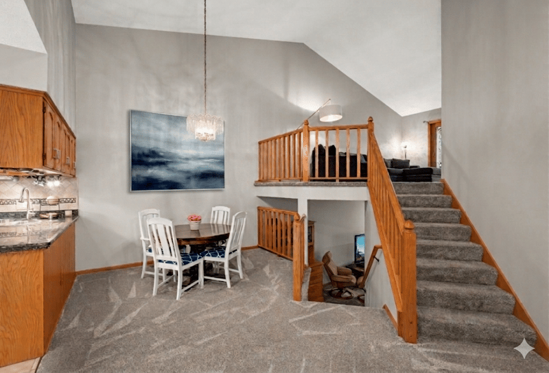 2716 River Woods Ln, Burnsville, MN 55337
