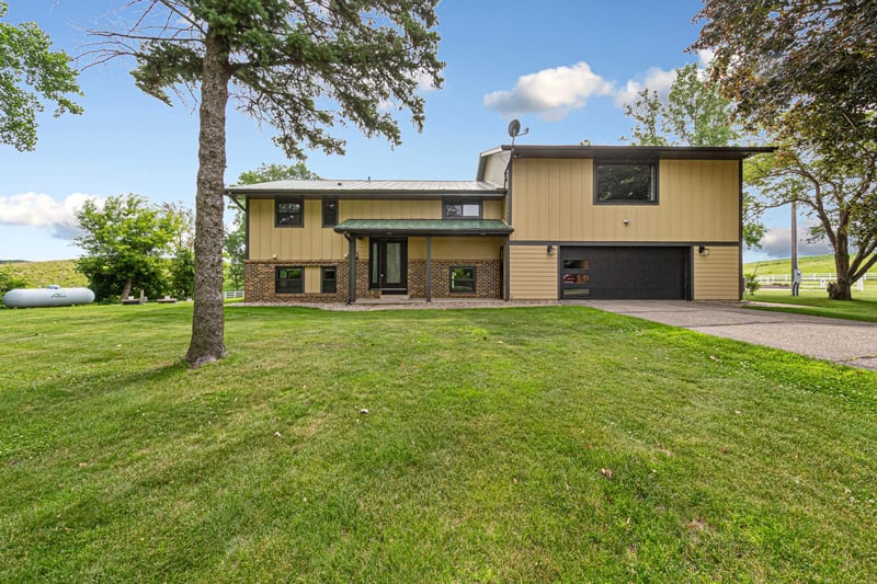 1250 Waterville Rd, Waterville, MN 56096