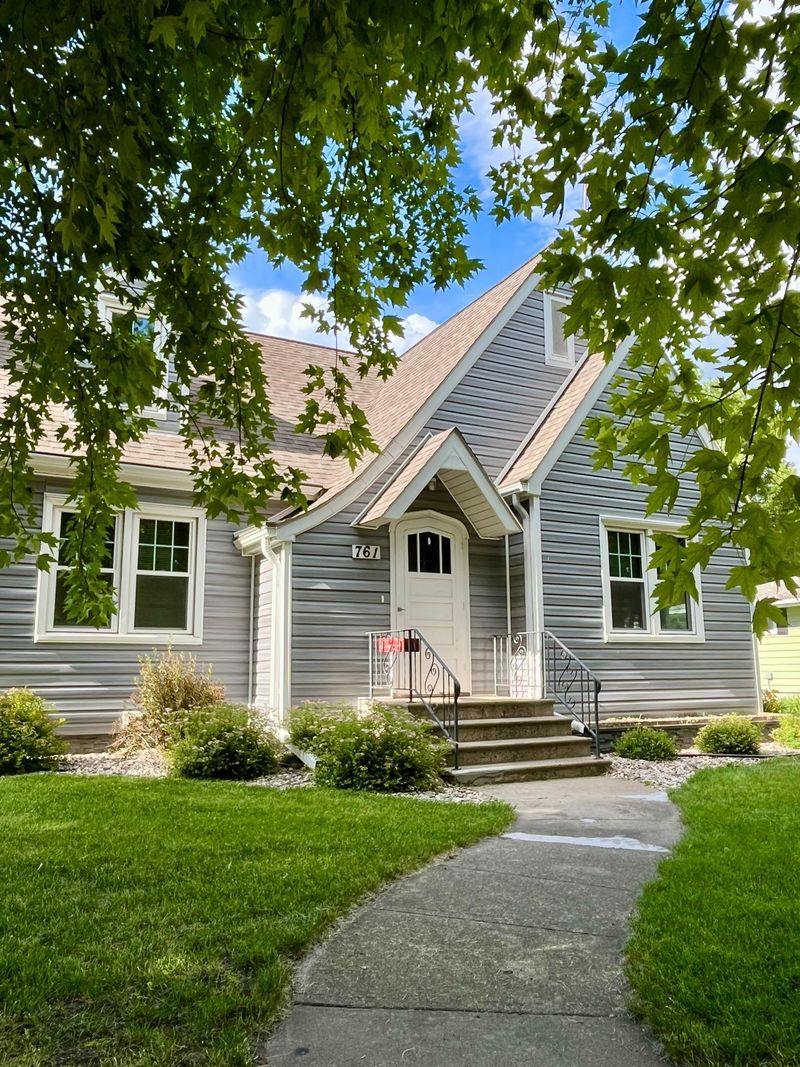 761 Main St, Wabasso, MN 56293
