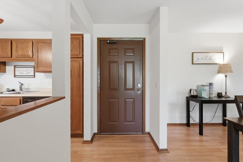 4385 Trenton Ln N #204, Plymouth, MN 55442