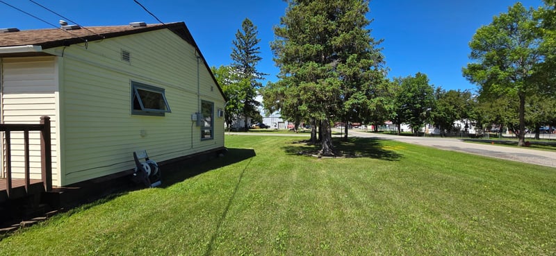 1601 1st Ave W, International Falls, MN 56649