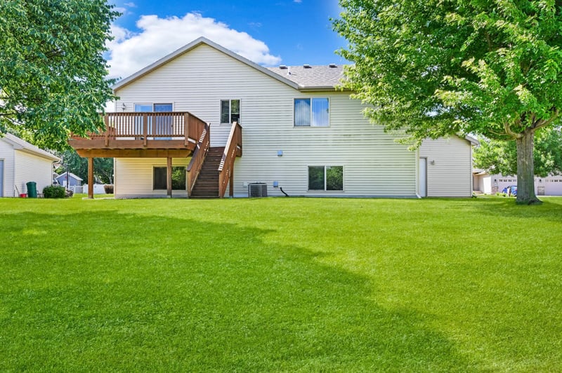 1154 Garden Brook Dr, Sauk Rapids, MN 56379