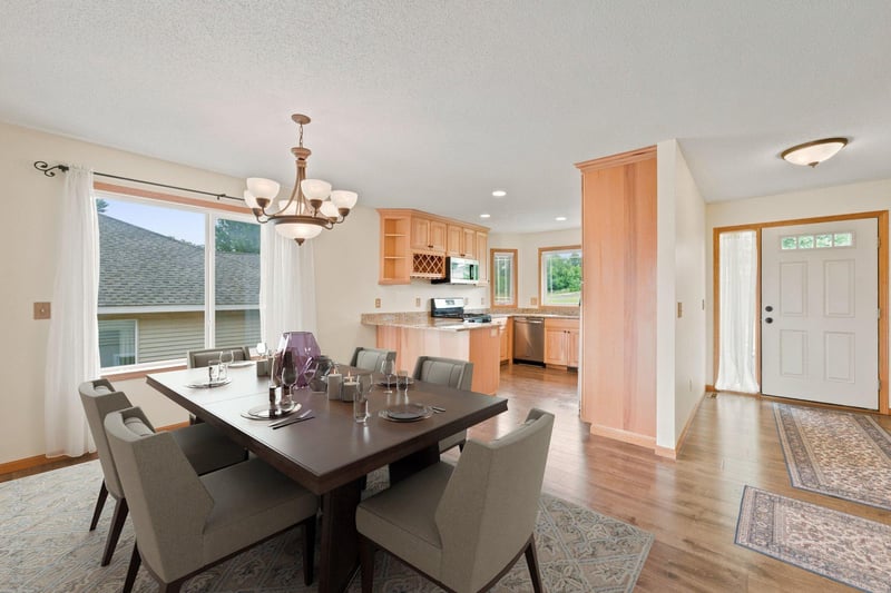 642 Union Ct, Cannon Falls, MN 55009