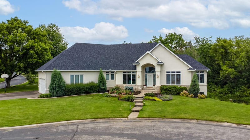 1040 Bayside Ln, Mound, MN 55364