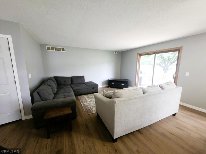 917 N Valley St, New Ulm, MN 56073