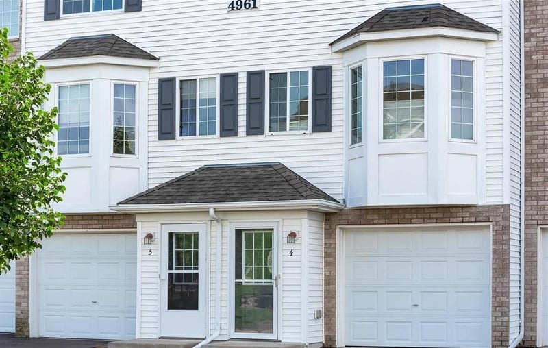 4961 Emmit Dr N #4, Hugo, MN 55038
