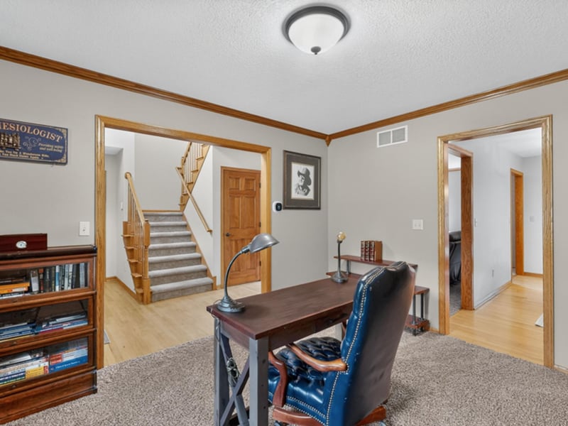 7255 Hollyford Ln NW, Rochester, MN 55901