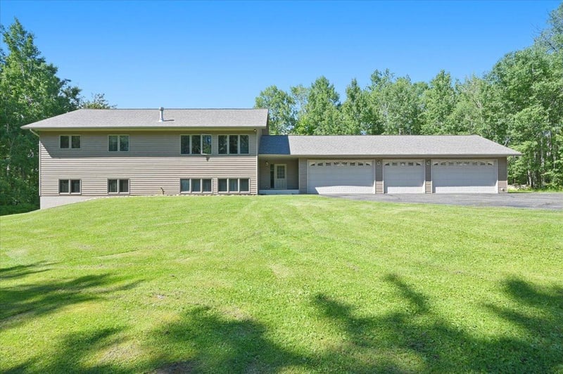 5015 Martin Rd, Duluth, MN 55803