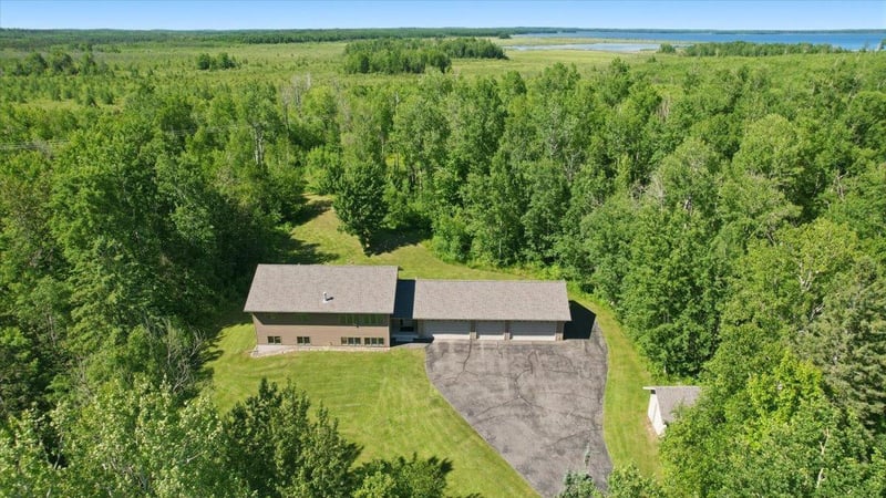 5015 Martin Rd, Duluth, MN 55803