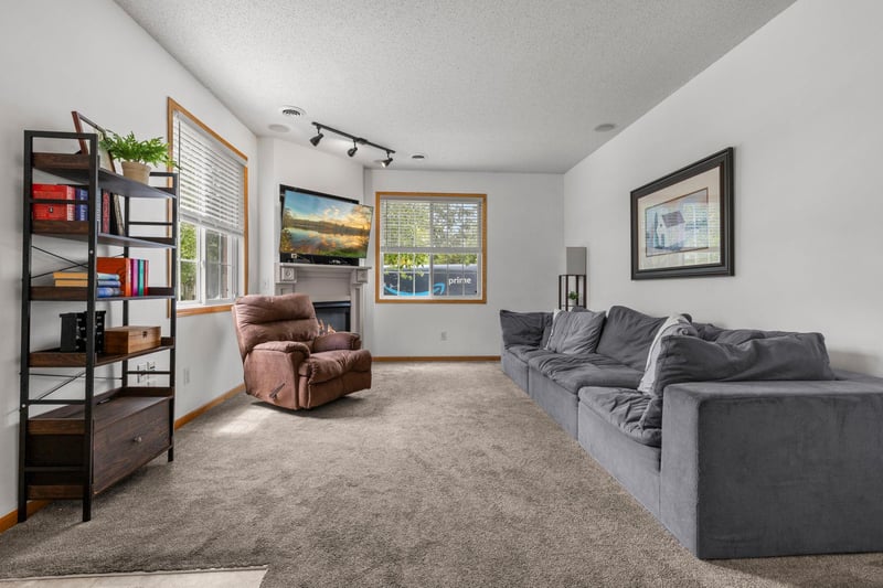 17157 Polk Dr NW, Elk River, MN 55330