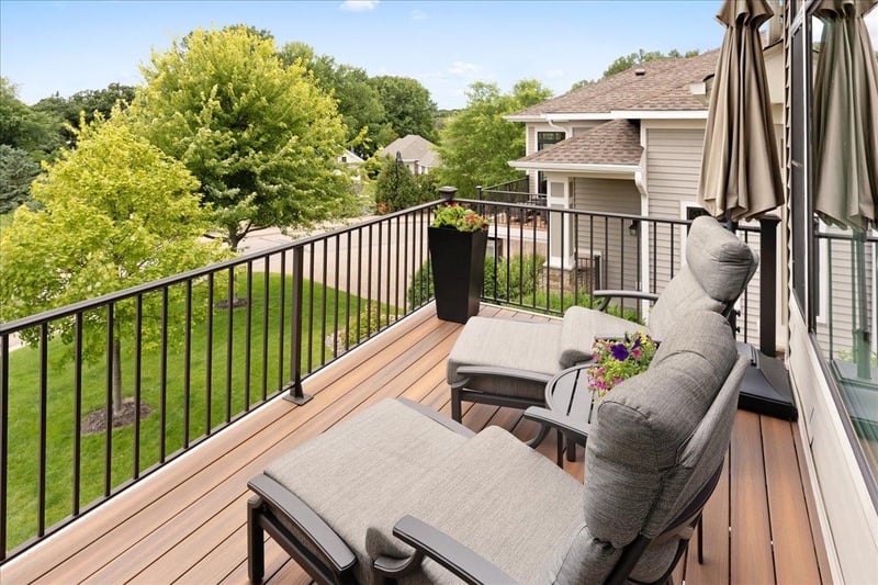 70 Lake Riley Trl, Chanhassen, MN 55317