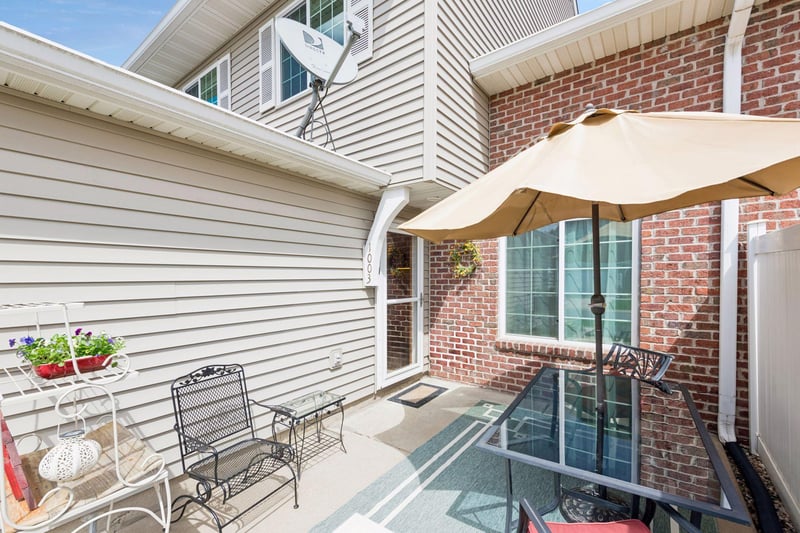 1003 Heather Ln, Waconia, MN 55387