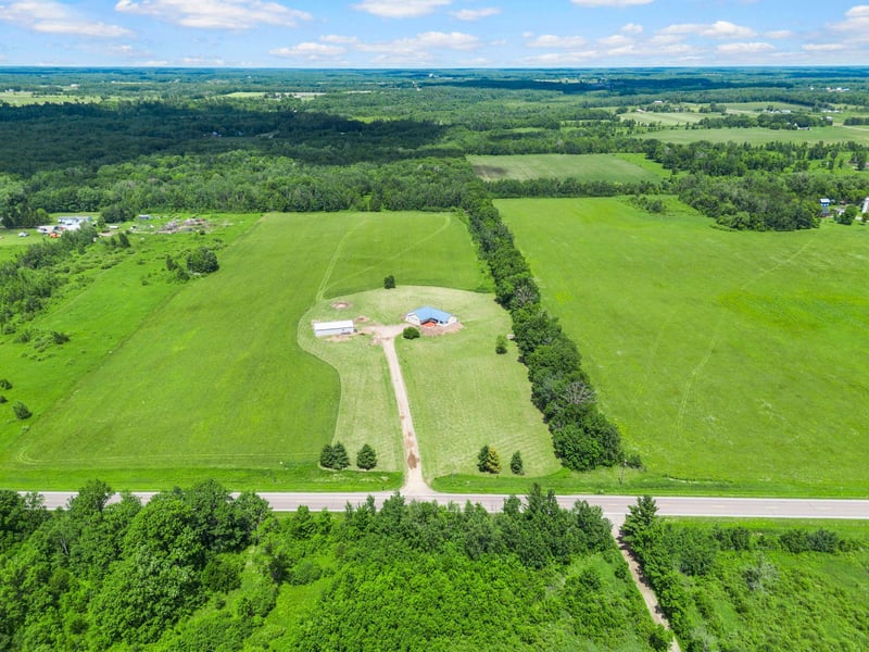 9518 190th St, Milaca, MN 56353