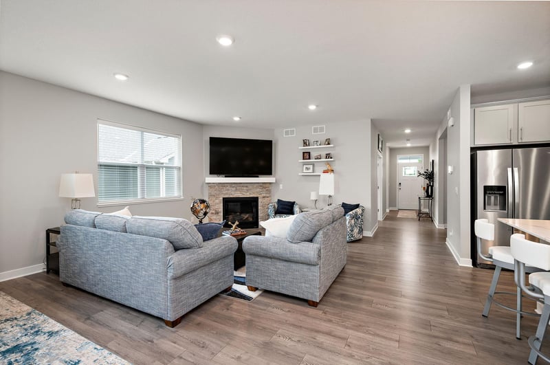19136 Grass Lake Trl, Rogers, MN 55374