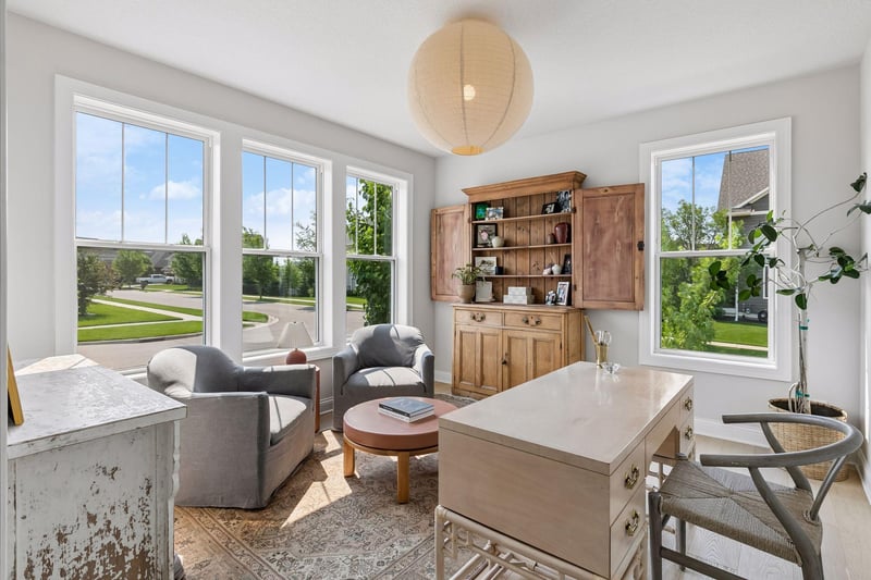 16497 Duluth Trl, Lakeville, MN 55044