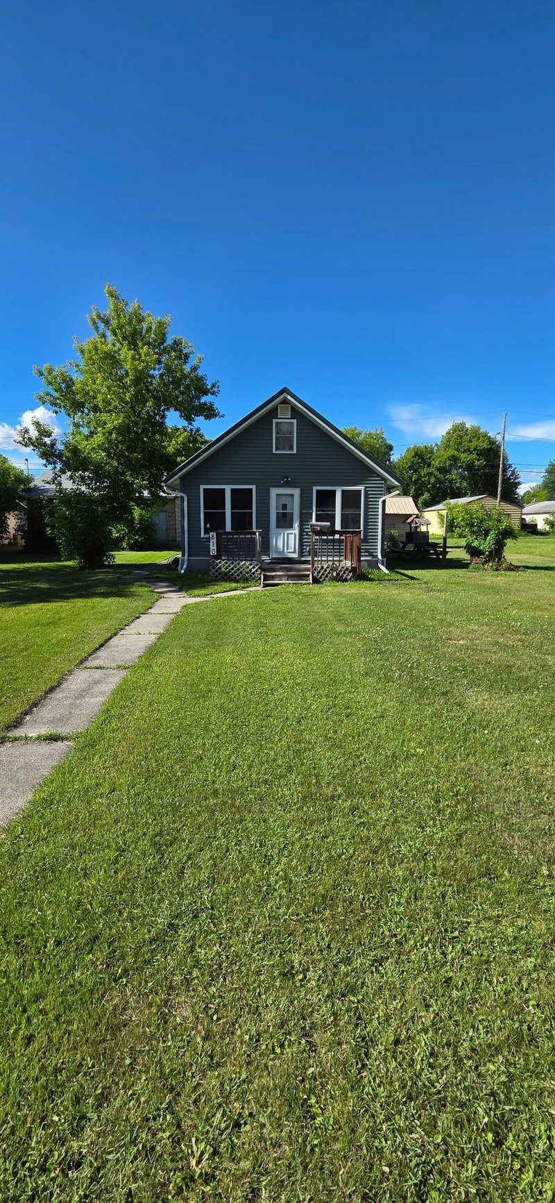 810 9th St, International Falls, MN 56649