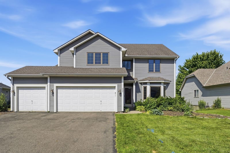 230 Butternut Cir, Carver, MN 55315