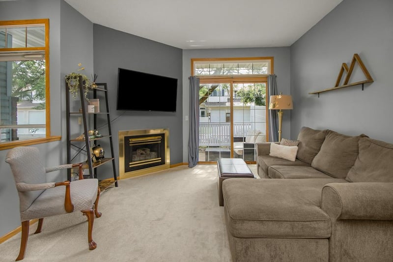 15634 Garnet Way #21, Apple Valley, MN 55124