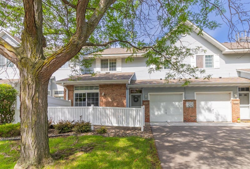 15634 Garnet Way #21, Apple Valley, MN 55124