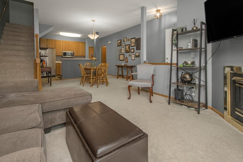 15634 Garnet Way #21, Apple Valley, MN 55124