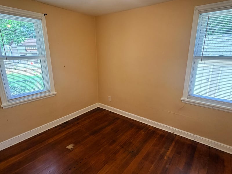 1178 Jessie St, Saint Paul, MN 55130