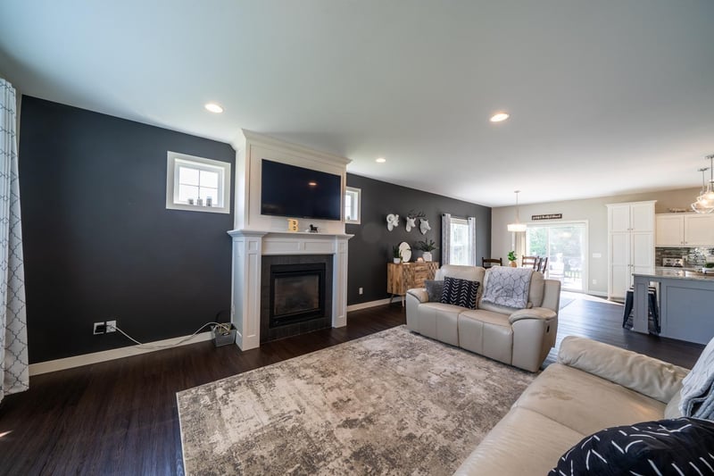 1837 Spruce Grove Trl, Detroit Lakes, MN 56501