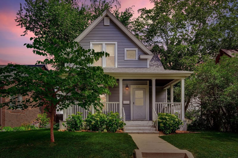 721 Simon Ave, Saint Paul, MN 55117