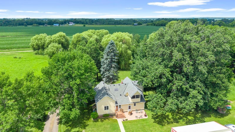 38775 Llama St NW, Dalbo, MN 55017