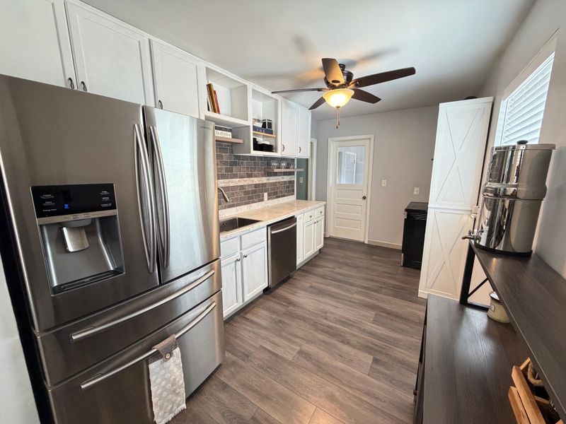 435 4th St SW, Plainview, MN 55964