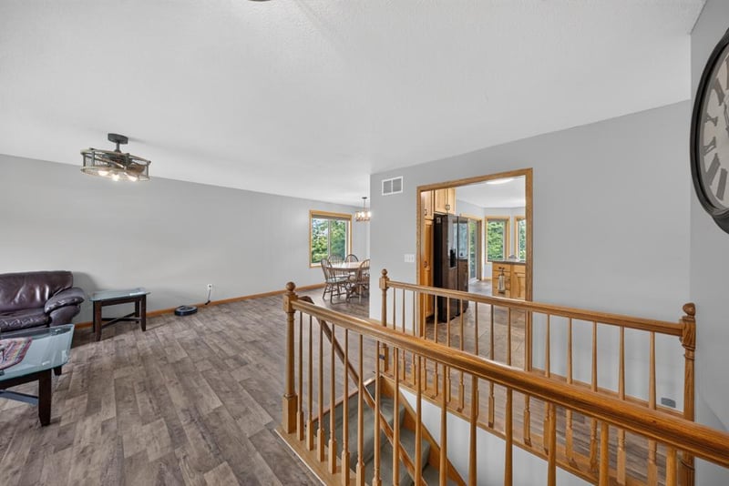 470 Christina Ct, Zumbro Falls, MN 55991