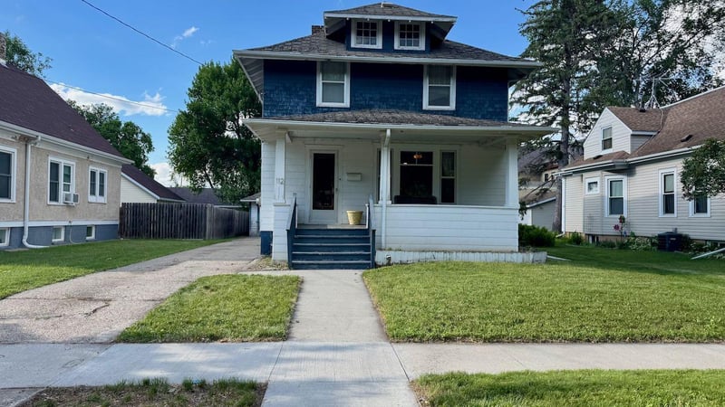 112 7th Ave S, Moorhead, MN 56560