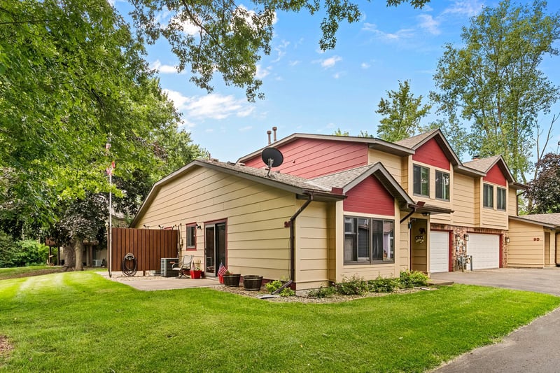 9 Shady Way #A, Circle Pines, MN 55014