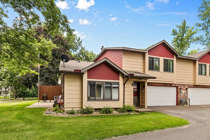 9 Shady Way #A, Circle Pines, MN 55014