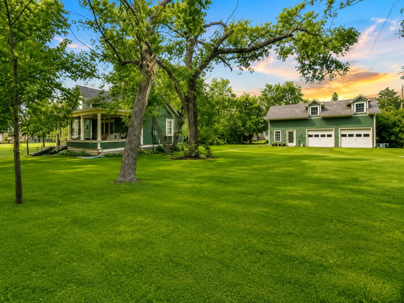 14 3rd Ave SW, Verndale, MN 56481