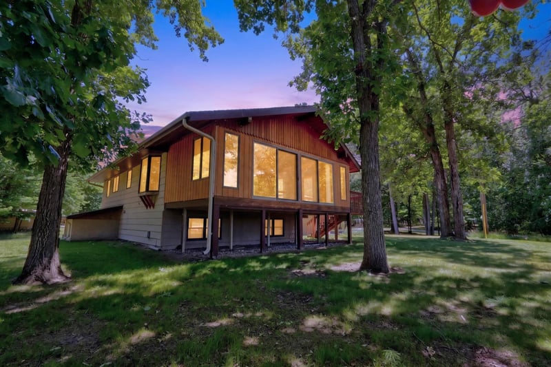 36830 Indian Point Rd, Cohasset, MN 55721