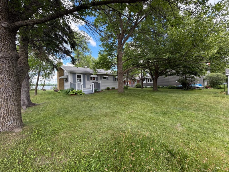 22668 Coney Island Dr, Clitherall, MN 56524