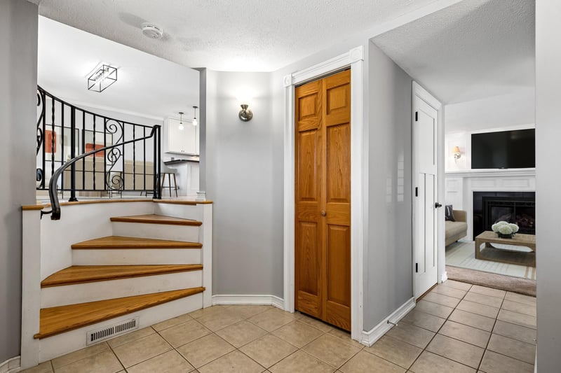 7221 Cornelia Dr, Edina, MN 55435