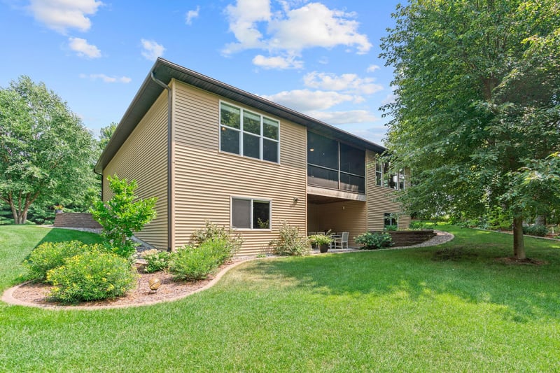 28642 119th St, Princeton, MN 55371