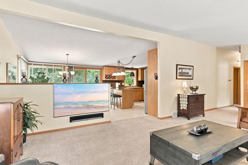 8716 Virginia Ave S, Bloomington, MN 55438