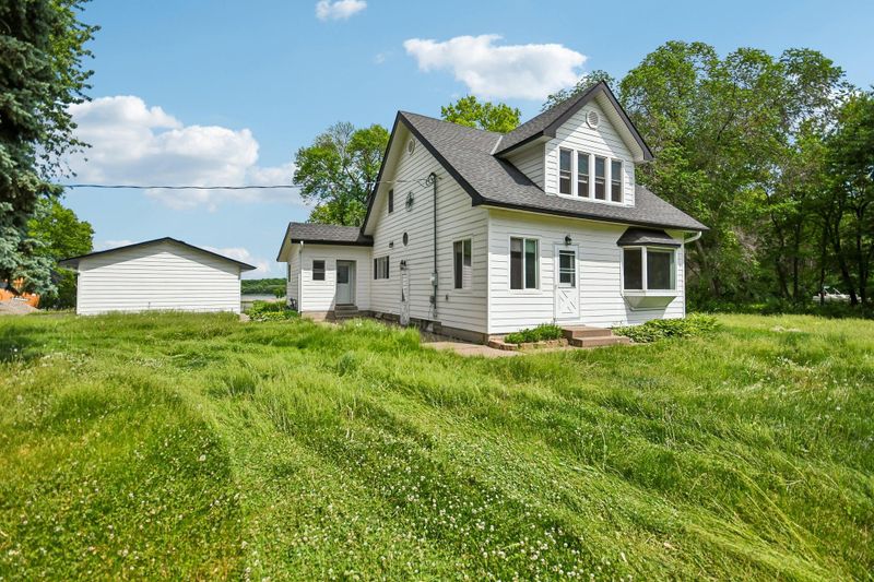 11551 278th St, Chisago City, MN 55013