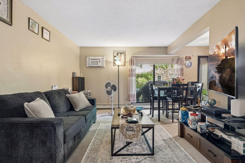 4512 Cedar Lake Rd S #3, Saint Louis Park, MN 55416